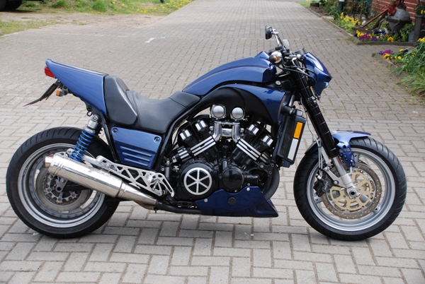 Yamaha V Max Umbau